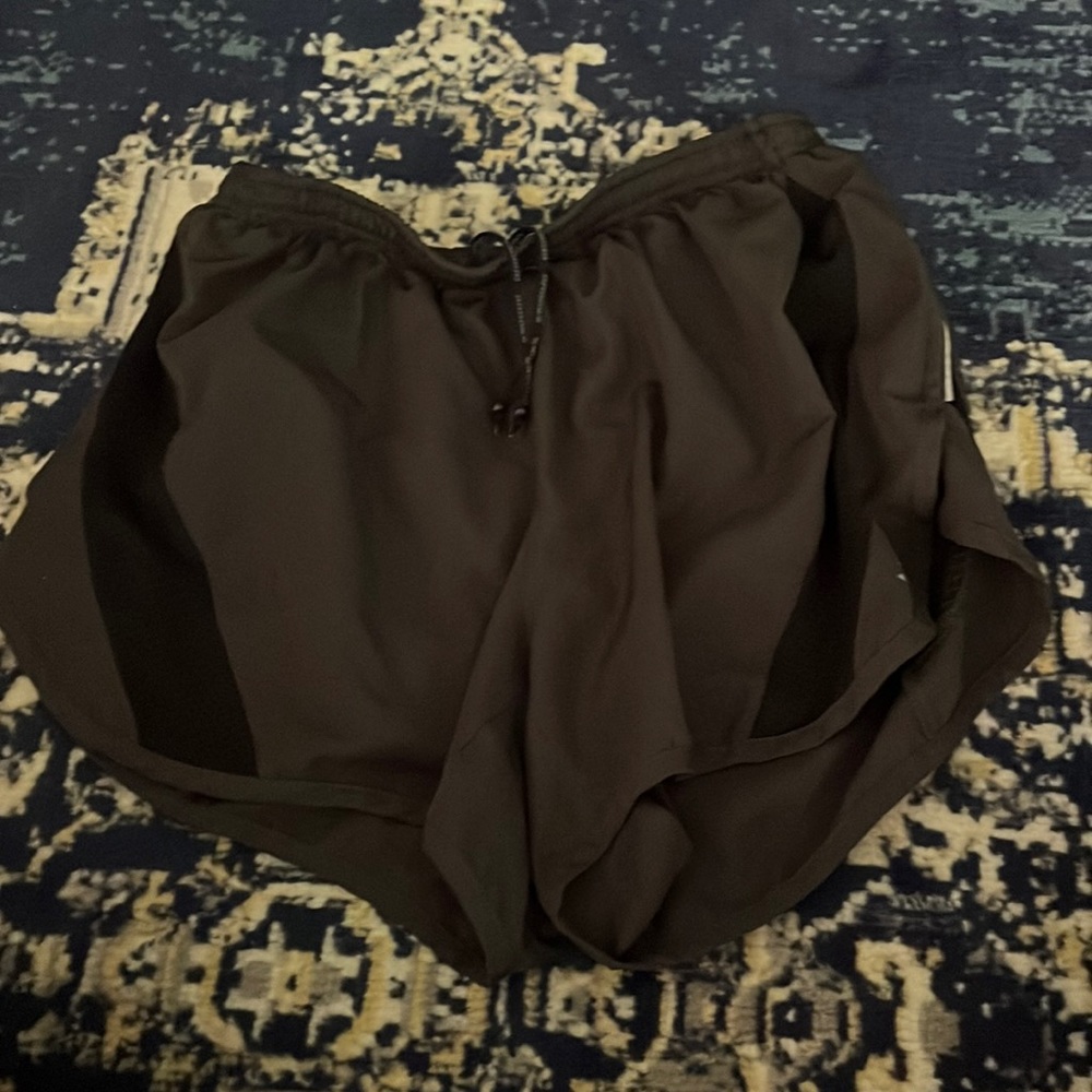 Grey Brook shorts